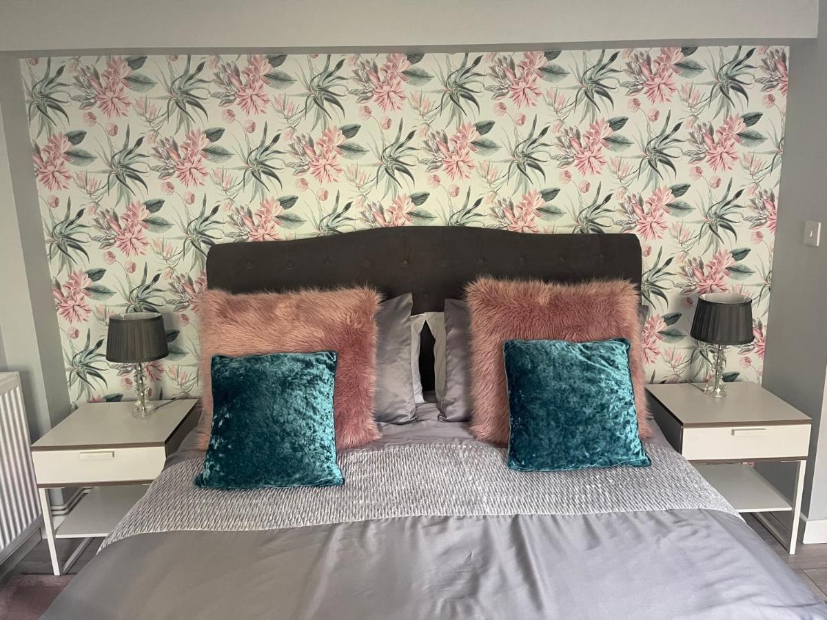 Ferienwohnung Entire 2 Bed Flat With Garden, Located Near Beach Hove Exterior foto
